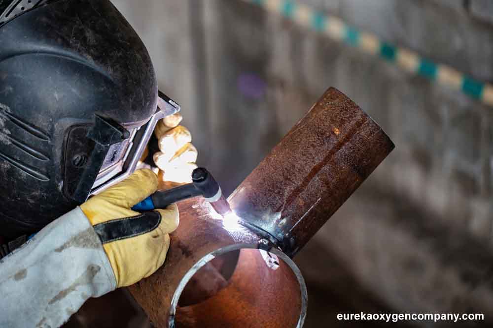 Argon-CO2 Mixtures for Welding - Eureka Oxygen