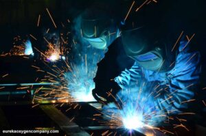 Gas Welding vs Electric Welding: Pros and Cons