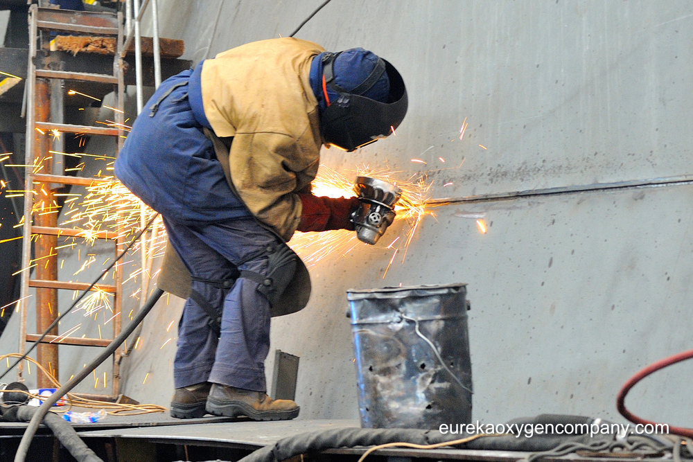 Safety Precautions in Welding: Essential Measures<br />
