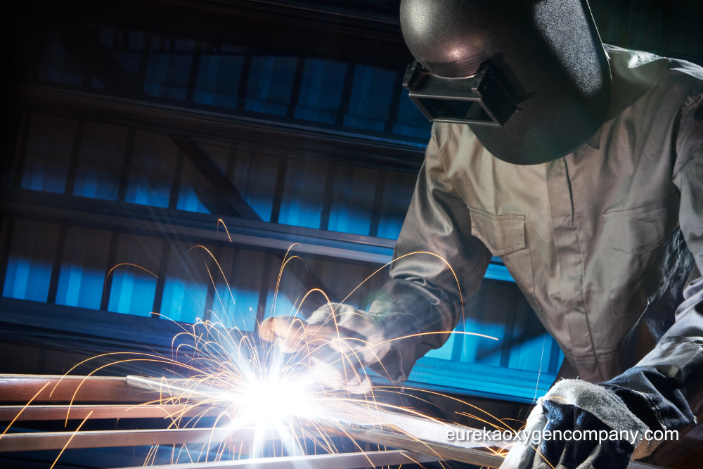 The Role of Oxygen in Cold Weather Welding: What You Need to Know